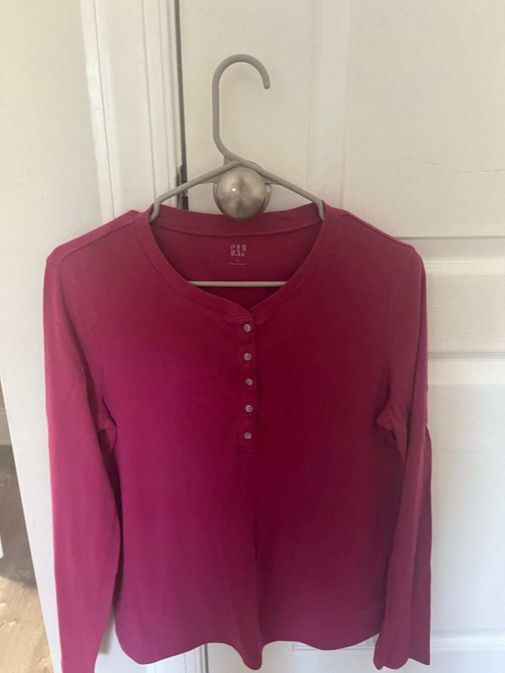 GAP Long-Sleeve Henley Top in Deep Raspberry Pink